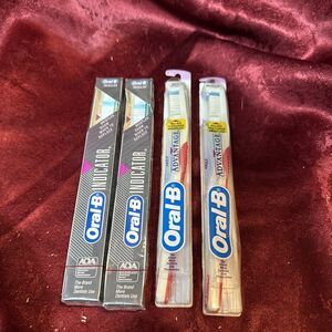 Lot 4 Oral B 90s Toothbrush  Advantage Angle And Indicator